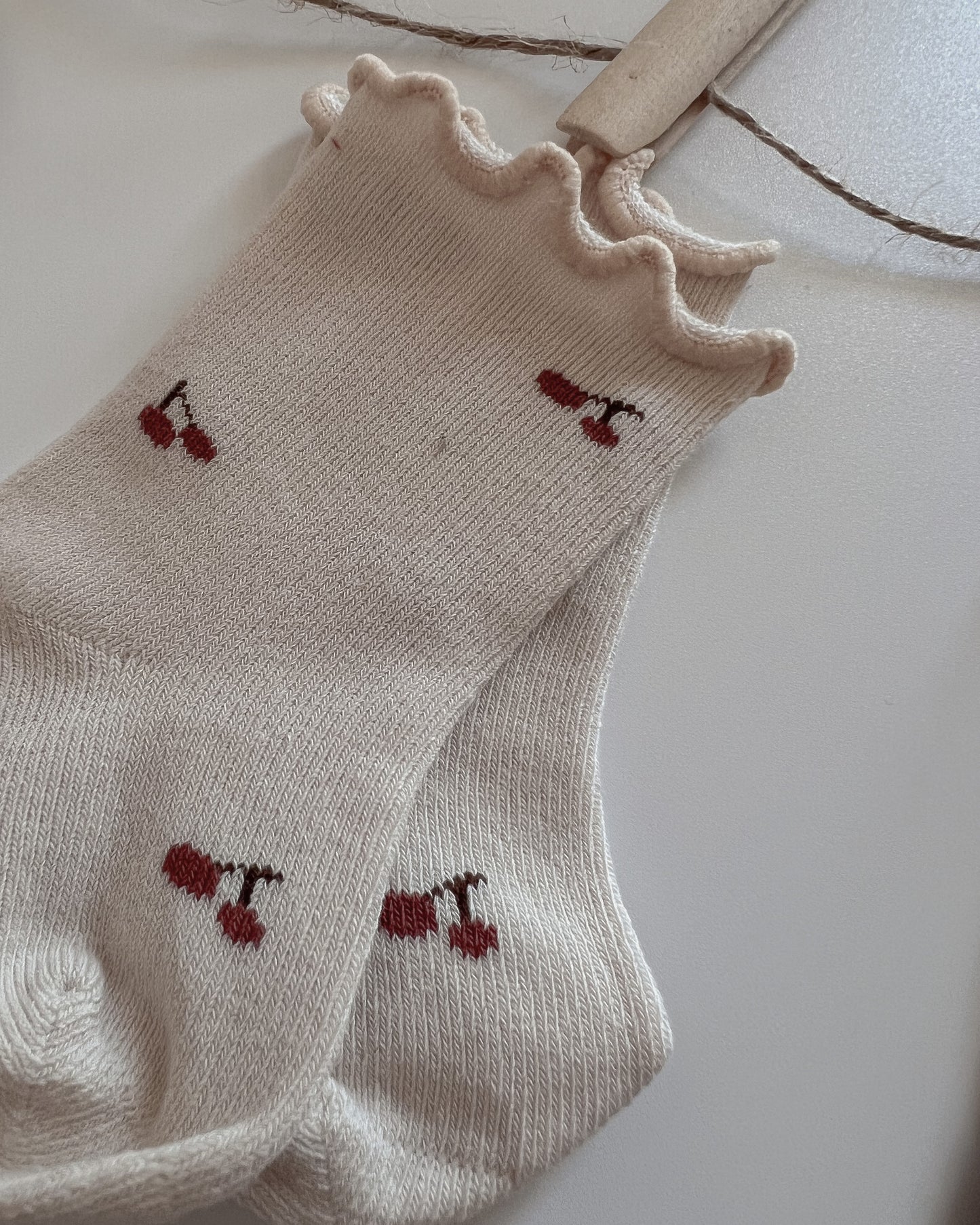 Lily Ankle Socks - Cherry